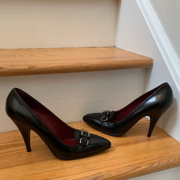 EUC Prada Black Leather Pump - Picture 5 of 8